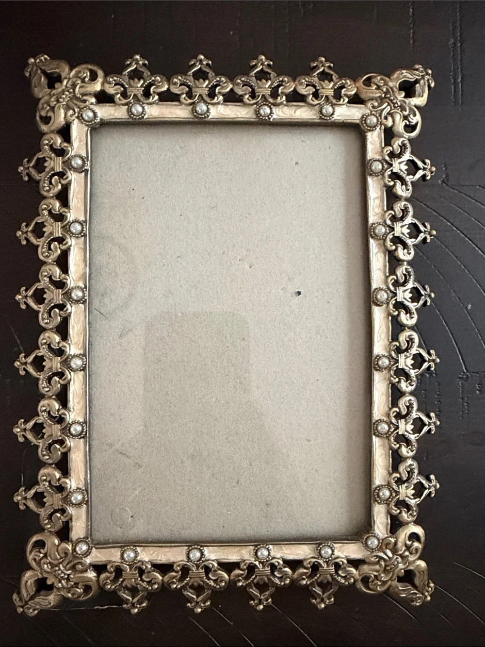 Ornate Brass toned Decorative Photo Frame - Enamel, for 4”x6” picture Vintage